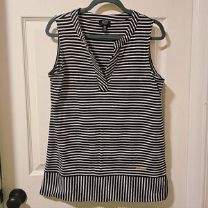 Jones New York Women's Sleeveless Tank Top- Medium